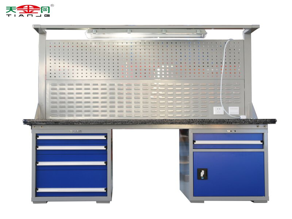 告訴你什么才是鉗工工作臺(tái)，你那只是工作桌